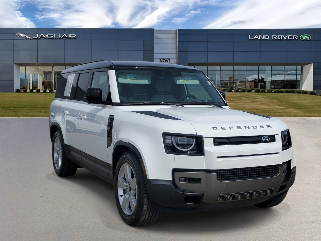 Used 2026 Land Rover Defender 130 S AWD/4WD image 4