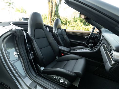 Used 2019 Porsche 911 Turbo S image 68