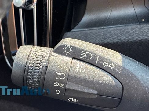 Used 2022 Volvo C40 P8 Recharge Ultimate AWD/4WD image 35
