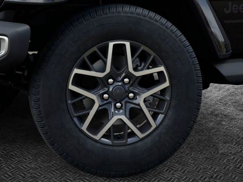 New 2025 Jeep Wrangler Unlimited Sahara AWD/4WD image 8