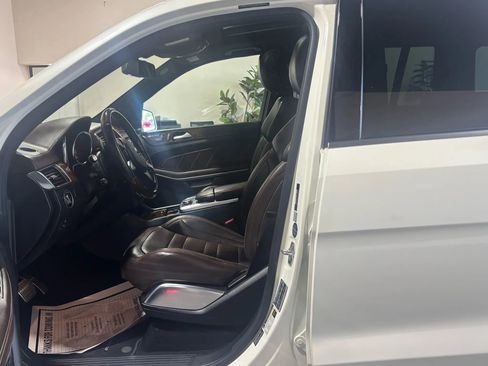 Used 2014 Mercedes-Benz GL 63 AMG 4MATIC image 12