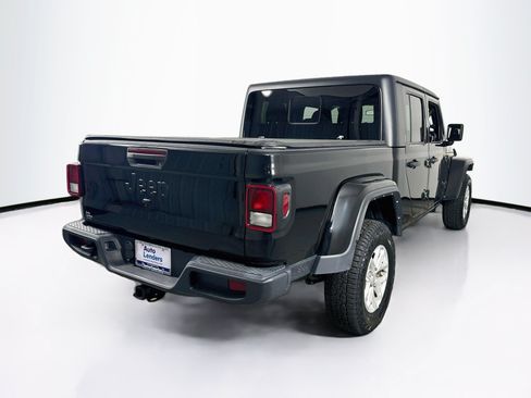 Used 2023 Jeep Gladiator Sport AWD/4WD image 5