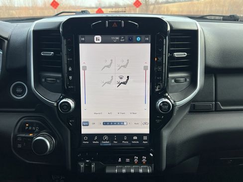 Used 2024 RAM 2500 Big Horn w/ Night Edition image 28