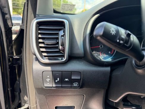 Used 2020 Kia Sportage EX AWD/4WD image 14