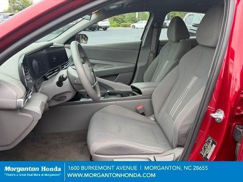 Used 2024 Hyundai Elantra SEL FWD image 14