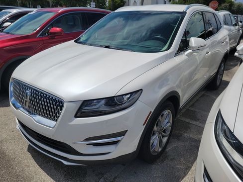 Used 2019 Lincoln MKC Select w/ Select Plus Package FWD image 14
