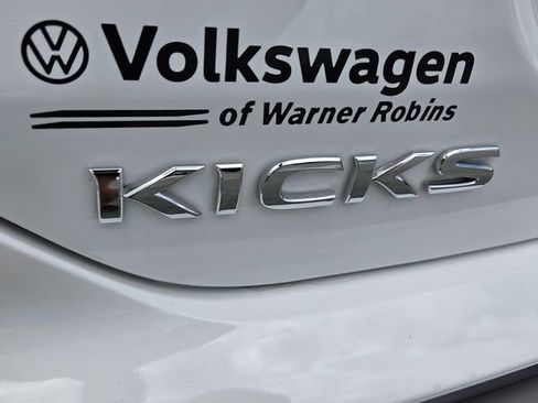 Used 2025 Nissan Kicks Play S FWD image 11