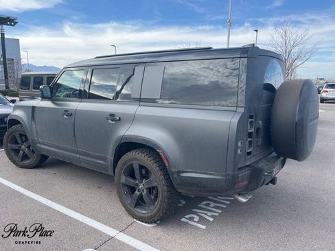 Used 2025 Land Rover Defender 130 V8 image 1
