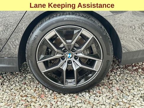 Used 2026 BMW 530i xDrive AWD/4WD image 8