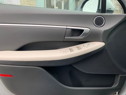 Used 2025 Hyundai Sonata SEL image 18