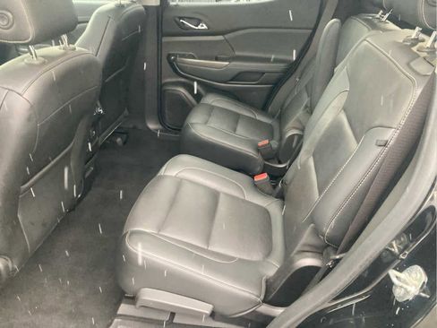 Used 2019 GMC Acadia SLT w/ LPO, Floor Liner Package image 21