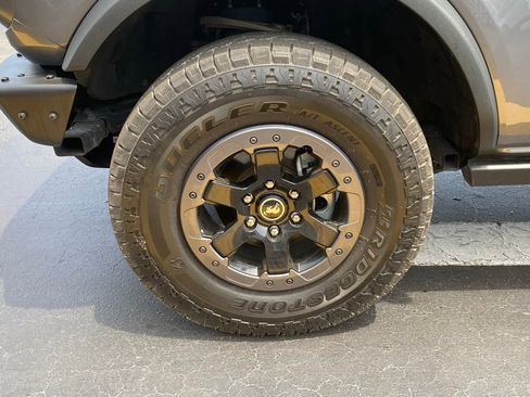 Used 2021 Ford Bronco Badlands AWD/4WD image 12