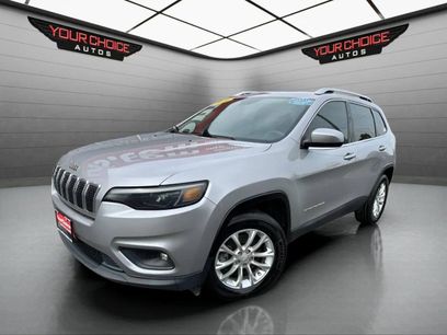 Used 2019 Jeep Cherokee Latitude w/ Popular Appearance Group