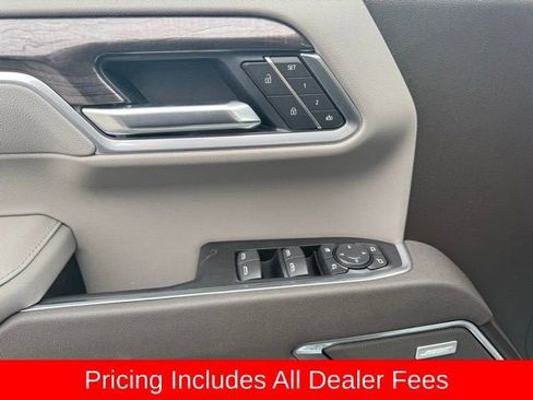 New 2026 Chevrolet Silverado 1500 LTZ w/ LTZ Premium Package AWD/4WD image 4