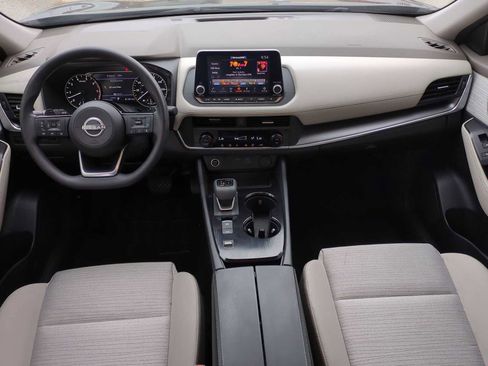 Used 2023 Nissan Rogue SV image 19