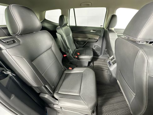 Used 2023 Volkswagen Atlas SE image 27