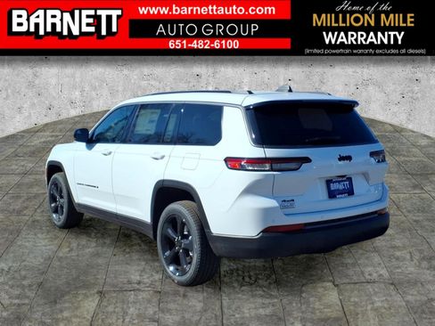 New 2026 Jeep Grand Cherokee L Limited w/ Limited Altitude Package AWD/4WD image 5