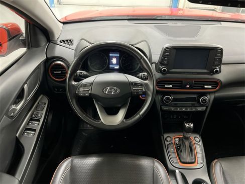 Used 2020 Hyundai Kona Limited image 11