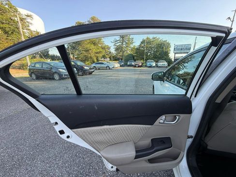 Used 2014 Honda Civic EX image 14