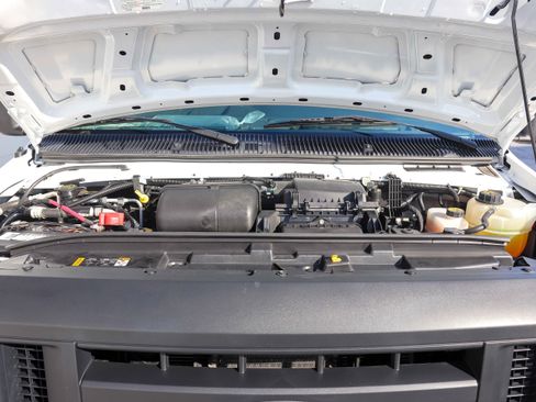 Used 2024 Ford E-350 and Econoline 350 Super Duty w/ Power Windows & Locks Group image 21