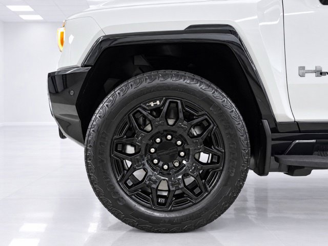 Used 2025 GMC Hummer EV 2X AWD/4WD image 8