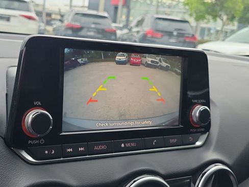 Certified 2021 Nissan Sentra S image 30