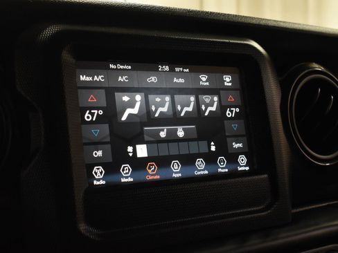 Used 2020 Jeep Wrangler Unlimited Sport AWD/4WD image 16