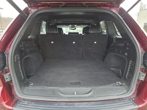 Used 2020 Jeep Grand Cherokee Altitude image 18