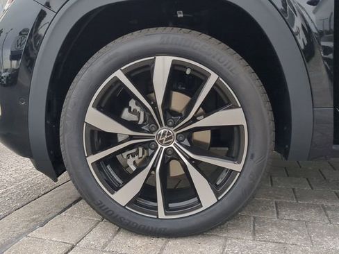 New 2026 Volkswagen Atlas SEL Premium R-Line AWD/4WD image 36