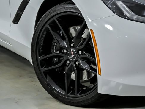 Used 2015 Chevrolet Corvette Stingray Coupe w/ 2LT Preferred Equipment Group RWD image 4