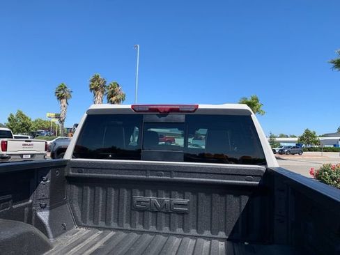 New 2026 GMC Sierra 1500 AT4X AWD/4WD image 9