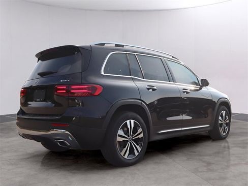New 2026 Mercedes-Benz GLB 250 4MATIC image 7