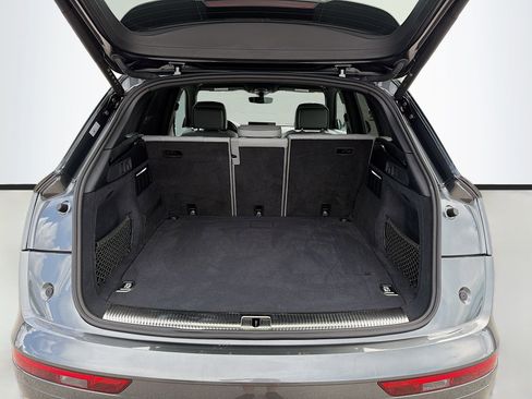 Used 2024 Audi Q5 e Premium Plus image 12