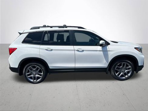 Used 2023 Honda Passport EX-L image 6