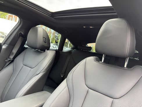 Used 2025 BMW i4 eDrive40 w/ Parking Assistance Package RWD image 19