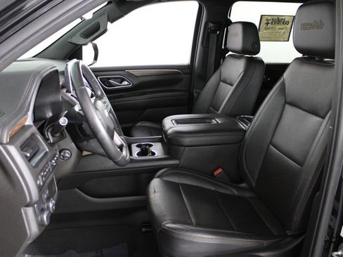 Used 2021 Chevrolet Suburban High Country image 18