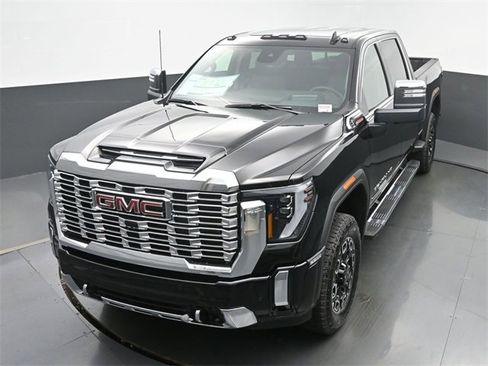 New 2025 GMC Sierra 2500 Denali w/ Denali Reserve Package image 38
