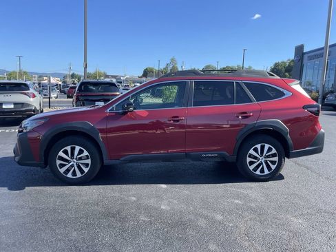 Certified 2025 Subaru Outback Premium AWD/4WD image 3