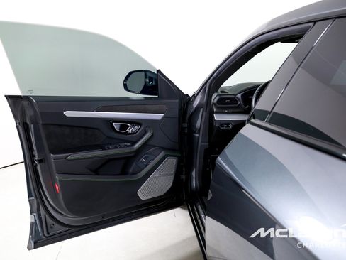 Used 2020 Lamborghini Urus image 10