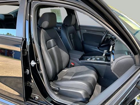 Certified 2026 Honda Civic Sport image 9