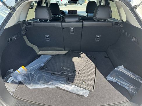 Certified 2025 MAZDA CX-5 AWD 2.5 S w/ Select Package image 18