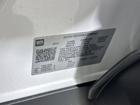 Used 2025 Chevrolet TrailBlazer LT AWD/4WD image 35