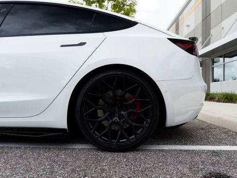 Used 2021 Tesla Model 3 Long Range image 9