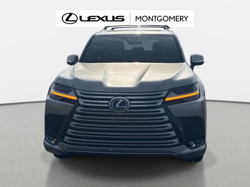 New 2026 Lexus LX 700h Luxury image 8