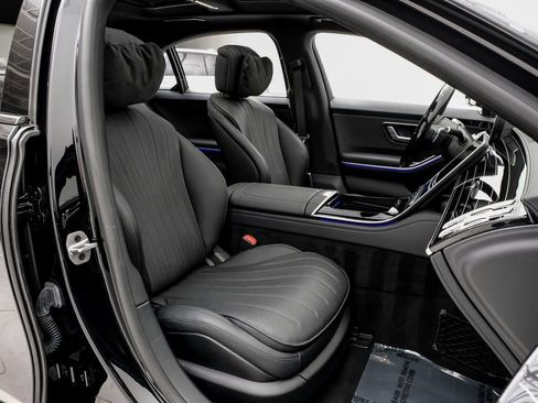 Used 2023 Mercedes-Benz S 580 S 580 w/ AMG Line image 29