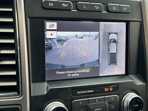 Used 2019 Ford F250 Platinum w/ Platinum Ultimate Package image 18