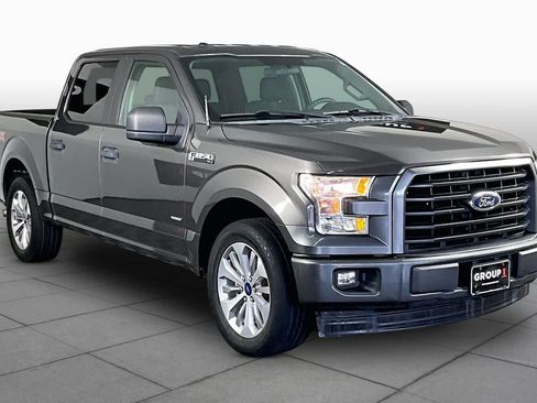 Used 2017 Ford F150 XL w/ Equipment Group 101A Mid RWD image 3