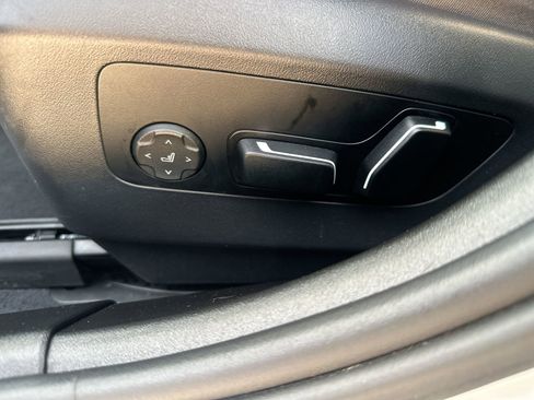 Used 2024 BMW 530i w/ Convenience Package image 12