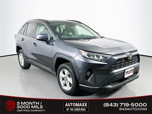 Used 2021 Toyota RAV4 XLE FWD image 1