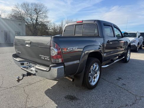Used 2011 Toyota Tacoma PreRunner image 7